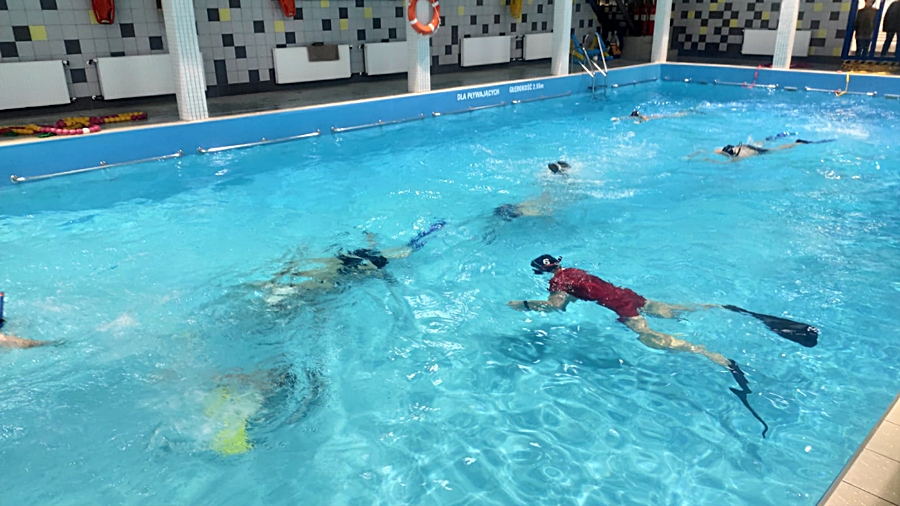 Hokej pod wodą Walenie Siemianowice Śląskie Trening 5 XI 2022. Koniec Walenia czyli Amatorska Liga Hokeja Pod Wodą